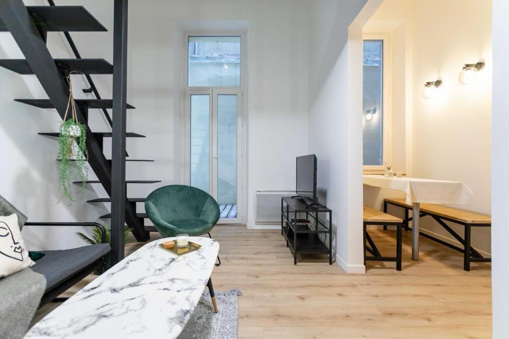 Grand T4 Avec 3Sdb - Quartier Joliette - Ideal Familles Et Groupes Marseille Luaran gambar