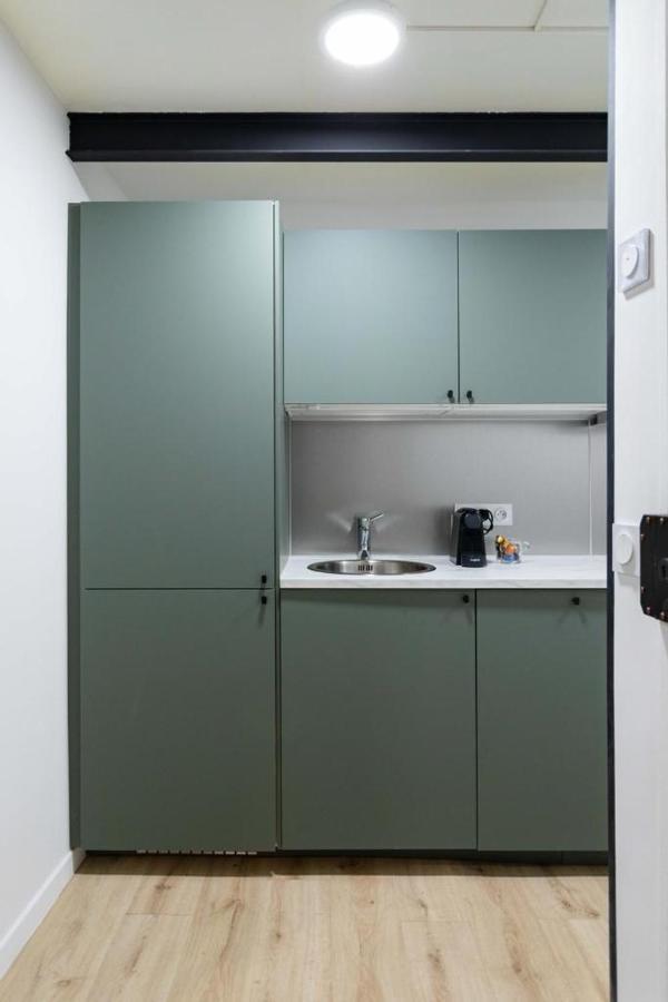 Grand T4 Avec 3Sdb - Quartier Joliette - Ideal Familles Et Groupes Marseille Luaran gambar